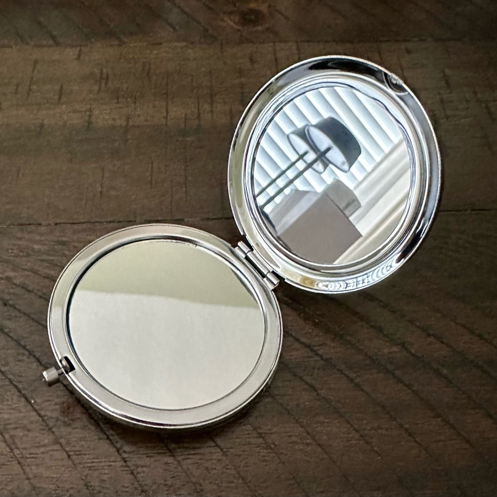 NEW!! Glam Compact Mirror - Picture 6 of 13